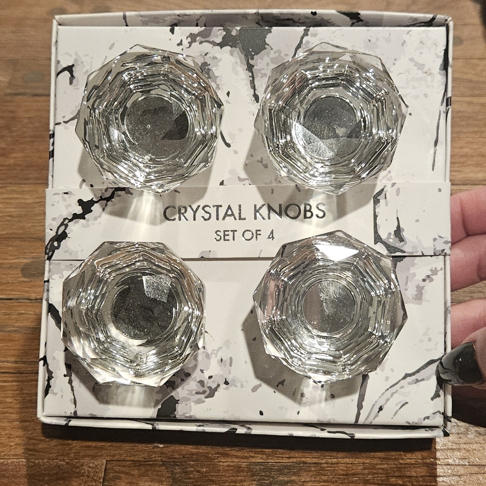 Crystal Knobs Set of 4